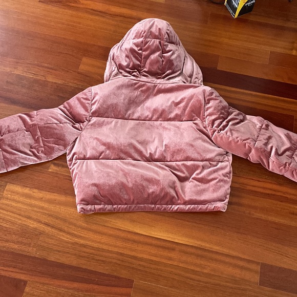 Alo Puffer Jacket - Picture 7 of 7